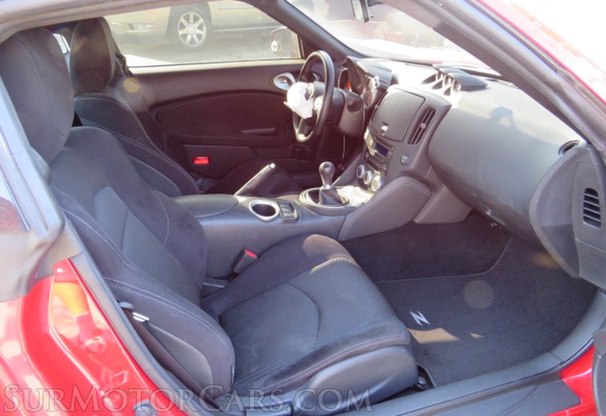 2017 Nissan 370Z - Image 22