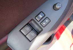 2017 Nissan 370Z - Image 34