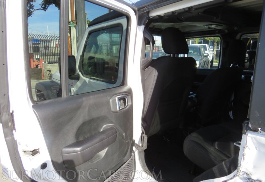 2021 Jeep Wrangler - Image 20