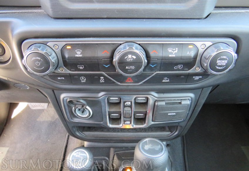 2021 Jeep Wrangler - Image 40