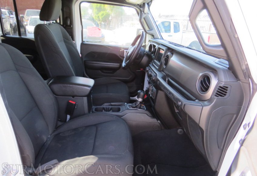 2021 Jeep Wrangler - Image 23