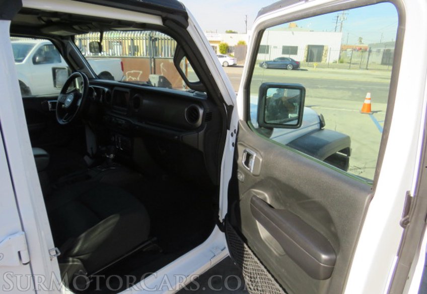 2021 Jeep Wrangler - Image 19