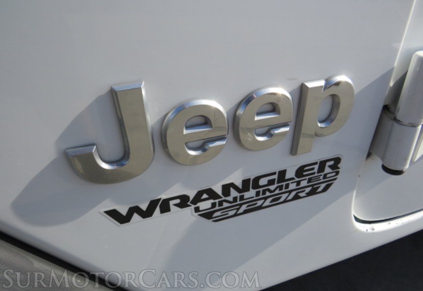 2021 Jeep Wrangler - Image 17