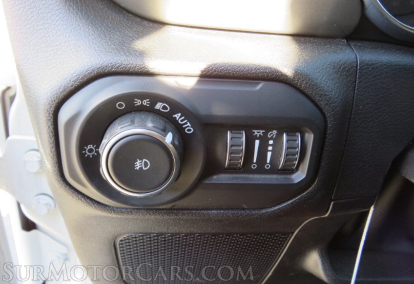 2021 Jeep Wrangler - Image 36