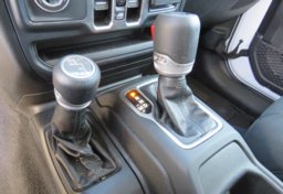 2021 Jeep Wrangler - Image 41