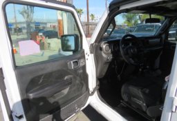 2021 Jeep Wrangler - Image 18