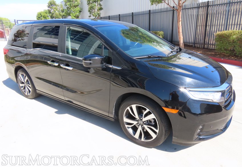 2023 Honda Odyssey - Image 2