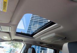 2023 Honda Odyssey - Image 52