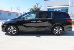 2023 Honda Odyssey - Image 6