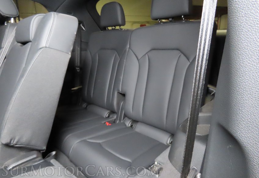 2025 Audi Q7 - Image 33
