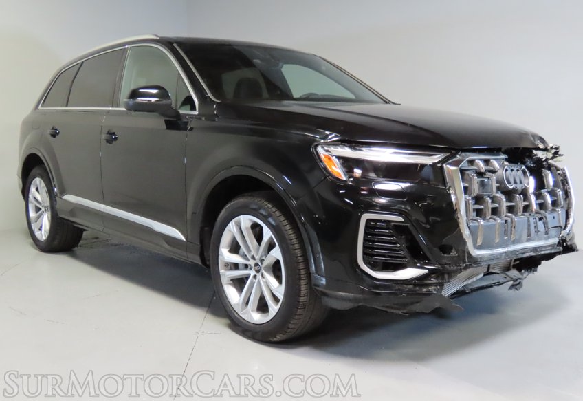 2025 Audi Q7 - Image 3