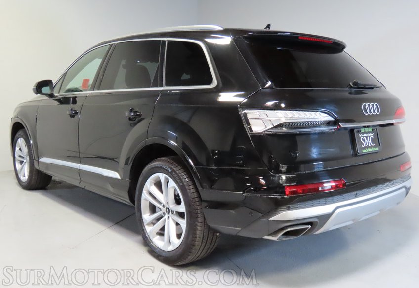 2025 Audi Q7 - Image 7