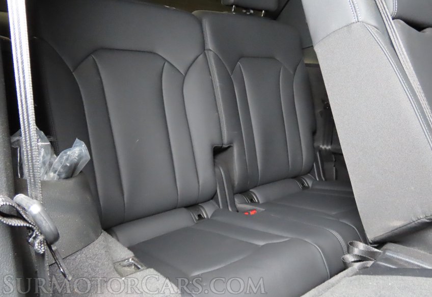 2025 Audi Q7 - Image 34