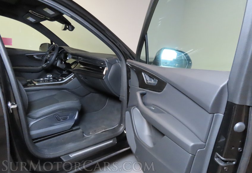 2025 Audi Q7 - Image 22