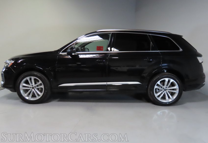 2025 Audi Q7 - Image 5