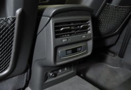 2025 Audi Q7 - Image 48