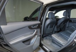 2025 Audi Q7 - Image 23