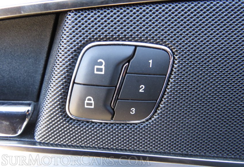 2020 Lincoln Nautilus - Image 41