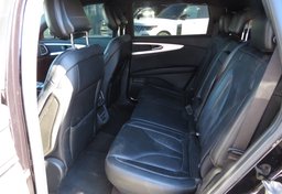 2020 Lincoln Nautilus - Image 31