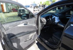 2020 Lincoln Nautilus - Image 21