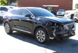 2020 Lincoln Nautilus - Image 4