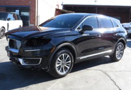 2020 Lincoln Nautilus - Image 3