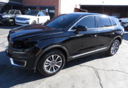 2020 Lincoln Nautilus - Image 1