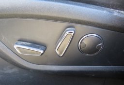 2020 Lincoln Nautilus - Image 38