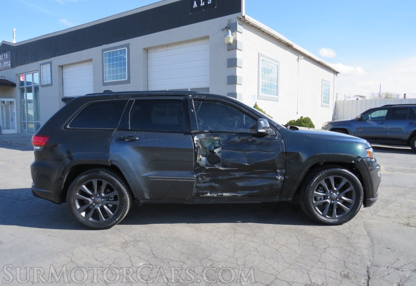 2018 Jeep Grand Cherokee - Image 9