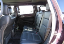2018 Jeep Grand Cherokee - Image 32