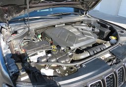 2018 Jeep Grand Cherokee - Image 54