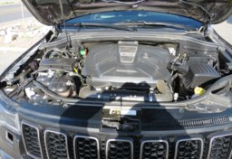 2018 Jeep Grand Cherokee - Image 53