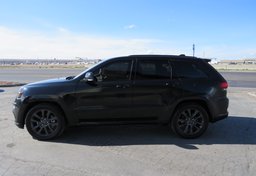 2018 Jeep Grand Cherokee - Image 10