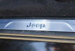 2018 Jeep Grand Cherokee - Image 25