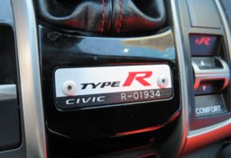 2017 Honda Civic Type R - Image 48
