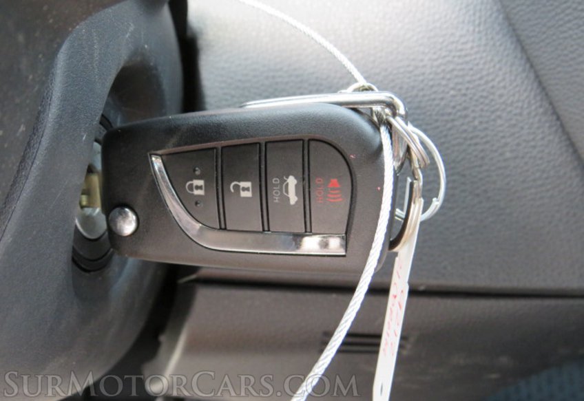 2021 Toyota Corolla - Image 33
