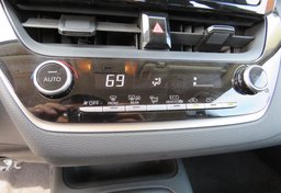 2021 Toyota Corolla - Image 38