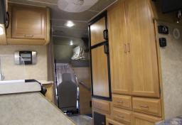 Thumbnail of 2014 Ford E-450