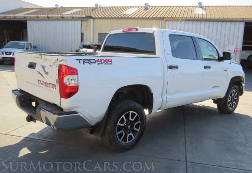 2018 Toyota Tundra 4WD - Image 7