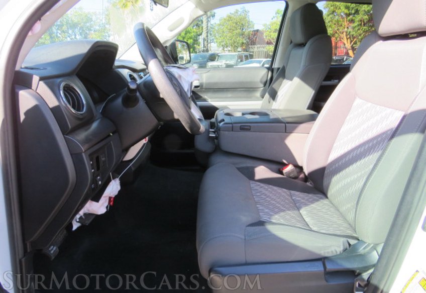 2018 Toyota Tundra 4WD - Image 25