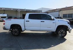 2018 Toyota Tundra 4WD - Image 6
