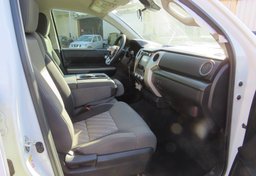 2018 Toyota Tundra 4WD - Image 28