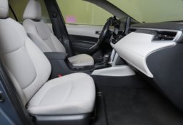 2022 Toyota Corolla Cross - Image 30