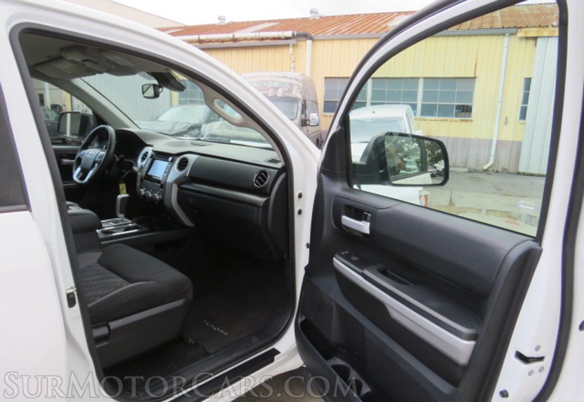 2019 Toyota Tundra - Image 21