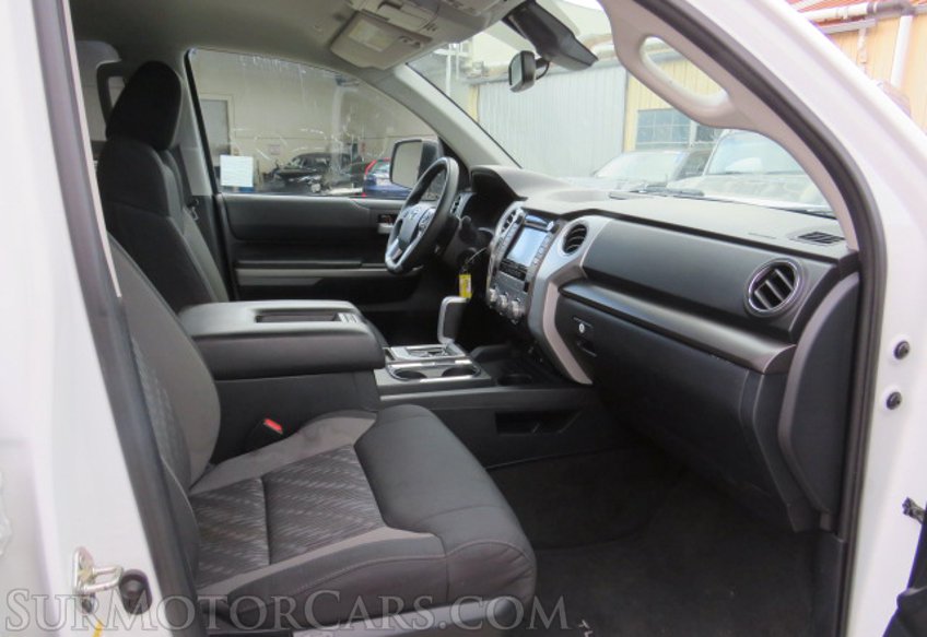 2019 Toyota Tundra - Image 25