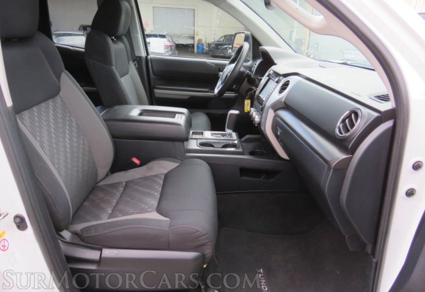 2019 Toyota Tundra - Image 29