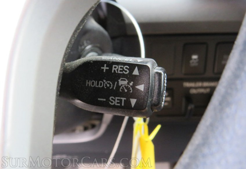 2019 Toyota Tundra - Image 37