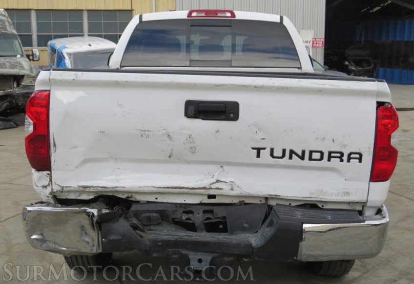 2019 Toyota Tundra - Image 12