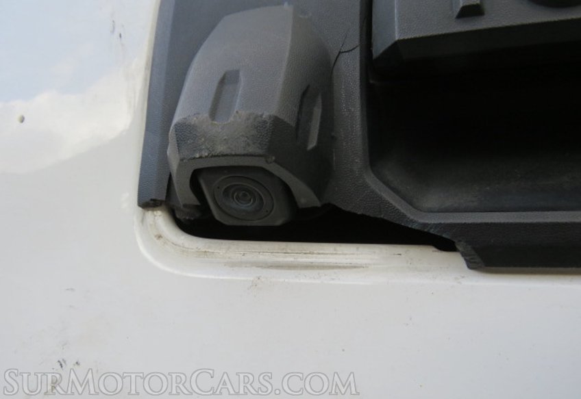 2019 Toyota Tundra - Image 16