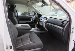 2019 Toyota Tundra - Image 25